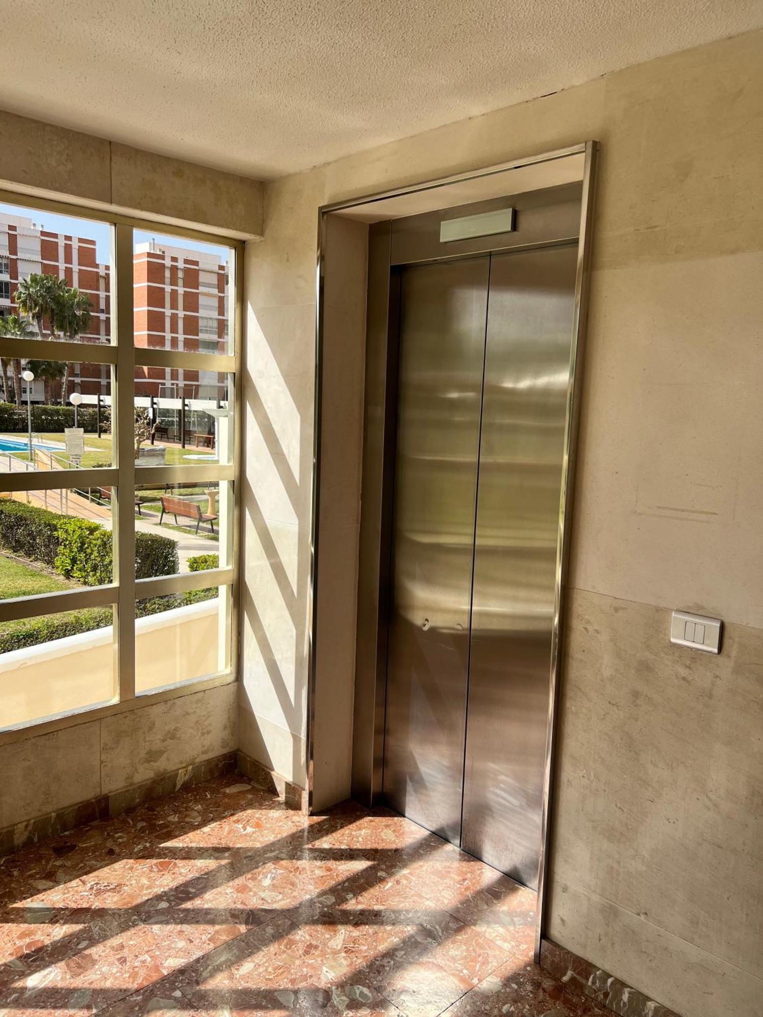 Lujo En La Playa. Parking Gratis Apartment *